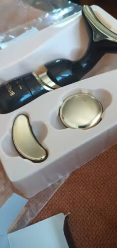 Massaggiatore Viso Multifunzione 4D photo review